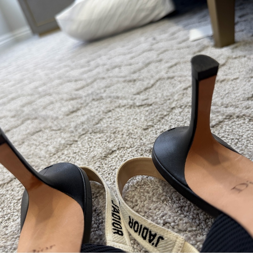 Dior black and Cream Slingback Heels - Picture 4 of 10